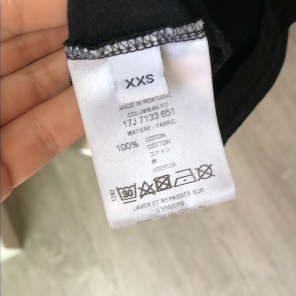 Givenchy T-Shirt - Picture 5 of 6